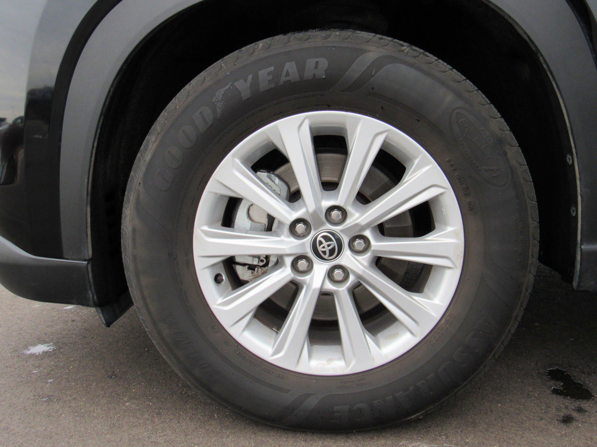 Used 2025 Toyota Grand Highlander XLE image 53