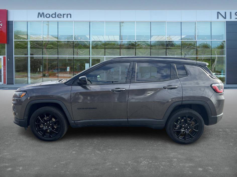 Used 2022 Jeep Compass Altitude image 8