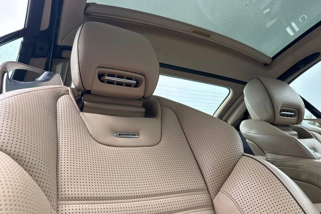 Used 2015 Mercedes-Benz SL 63 AMG image 19