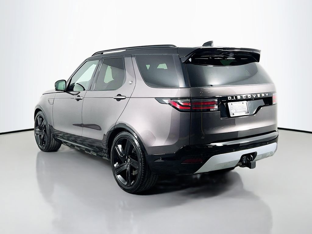 Used 2025 Land Rover Discovery Metropolitan Edition AWD/4WD image 7