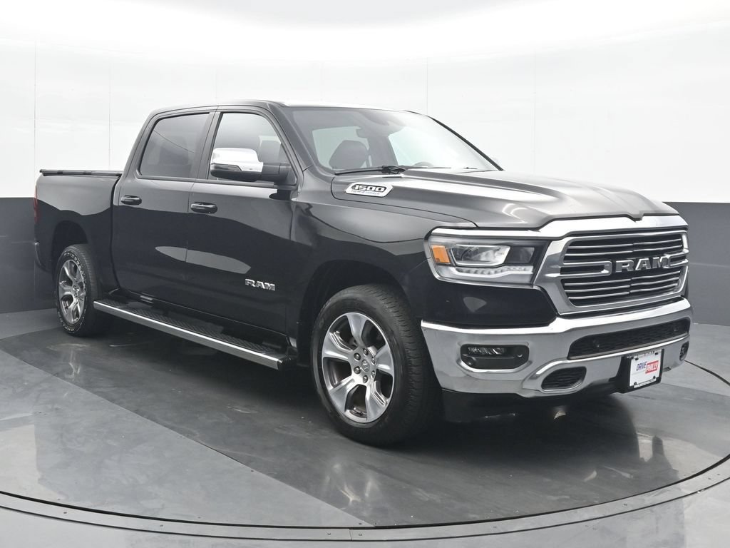 Used 2023 RAM 1500 Laramie AWD/4WD image 9