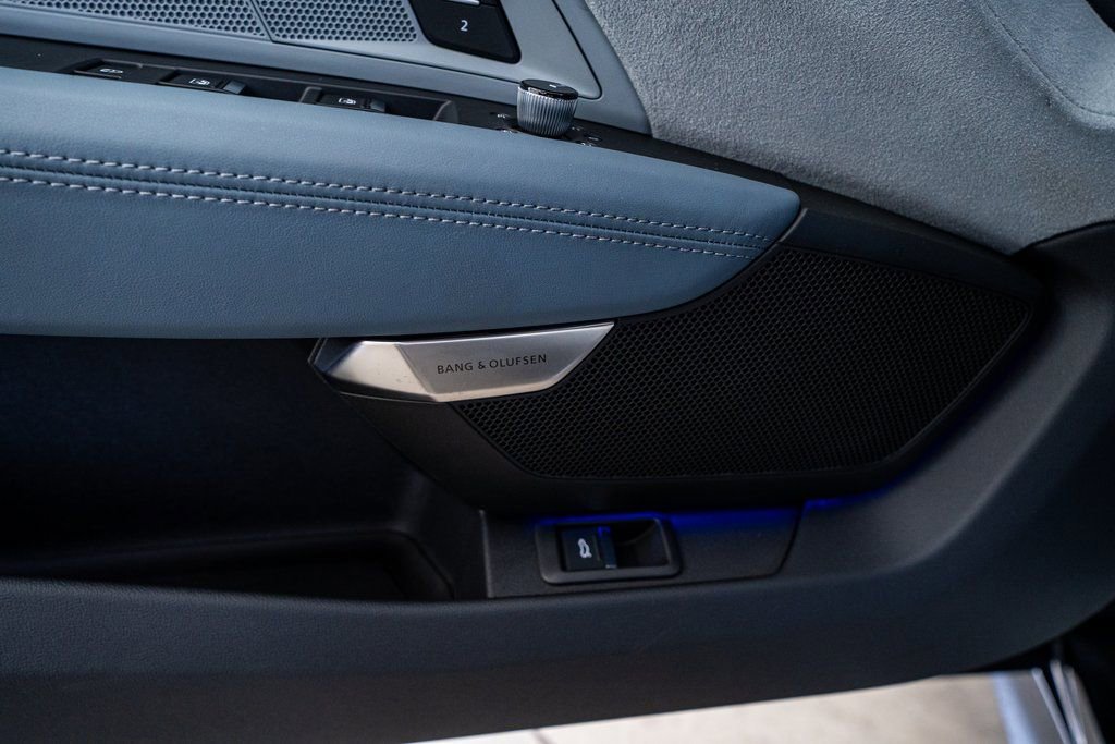 Used 2024 Audi e-tron GT Prestige image 32