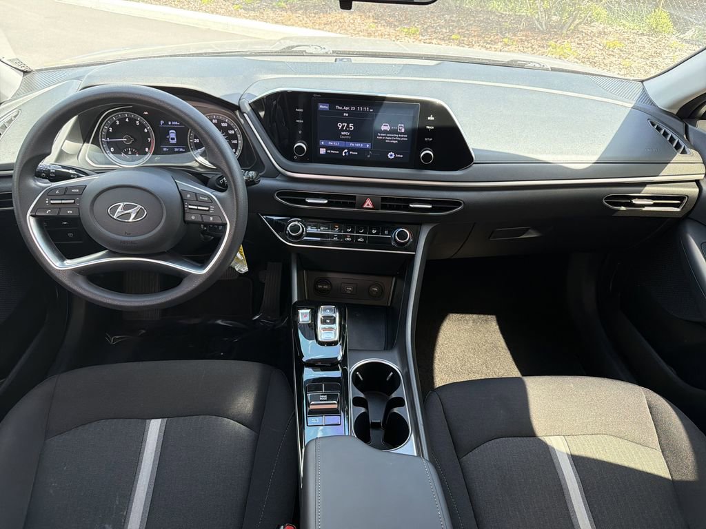 Used 2023 Hyundai Sonata SE FWD image 11