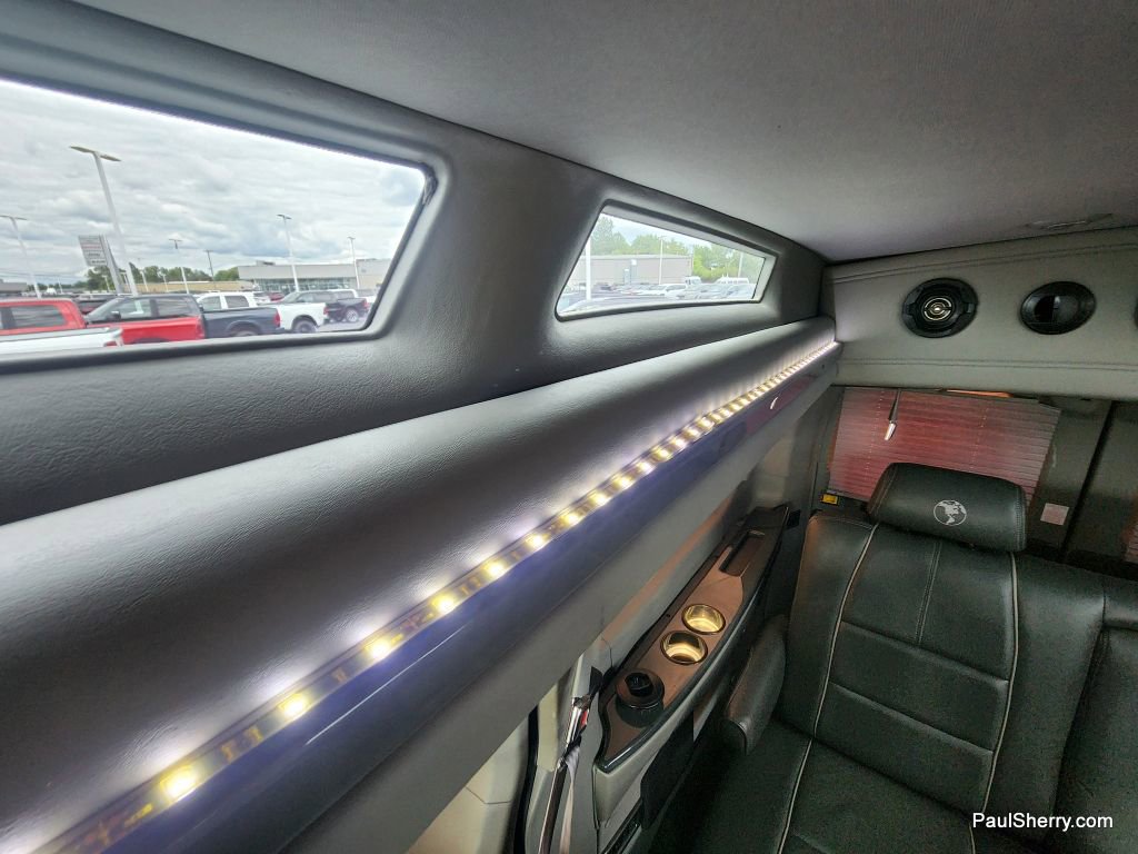 Used 2017 Ford Transit 150 XLT image 43