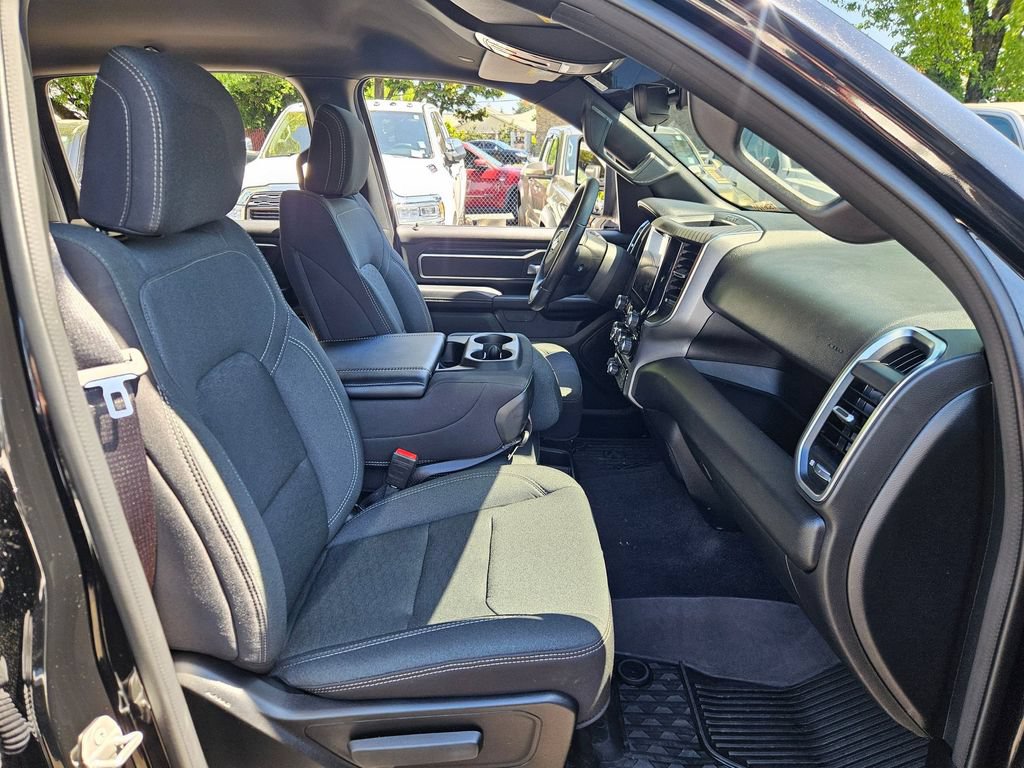 Certified 2025 RAM 1500 Big Horn w/ Trailer Tow Group AWD/4WD image 16