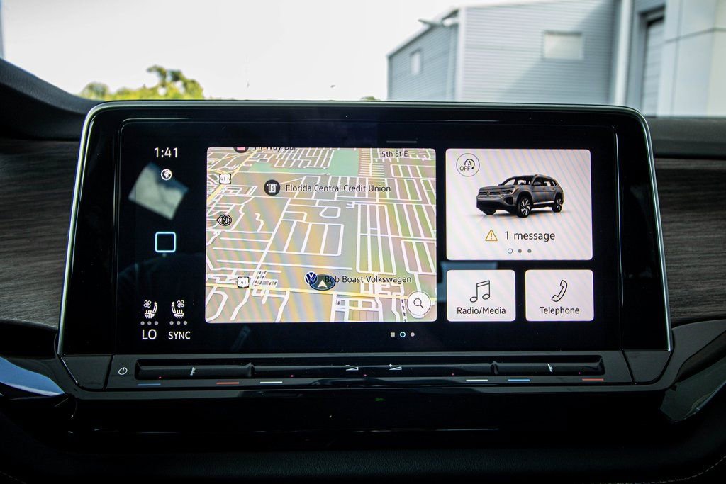 New 2026 Volkswagen Atlas SEL image 5