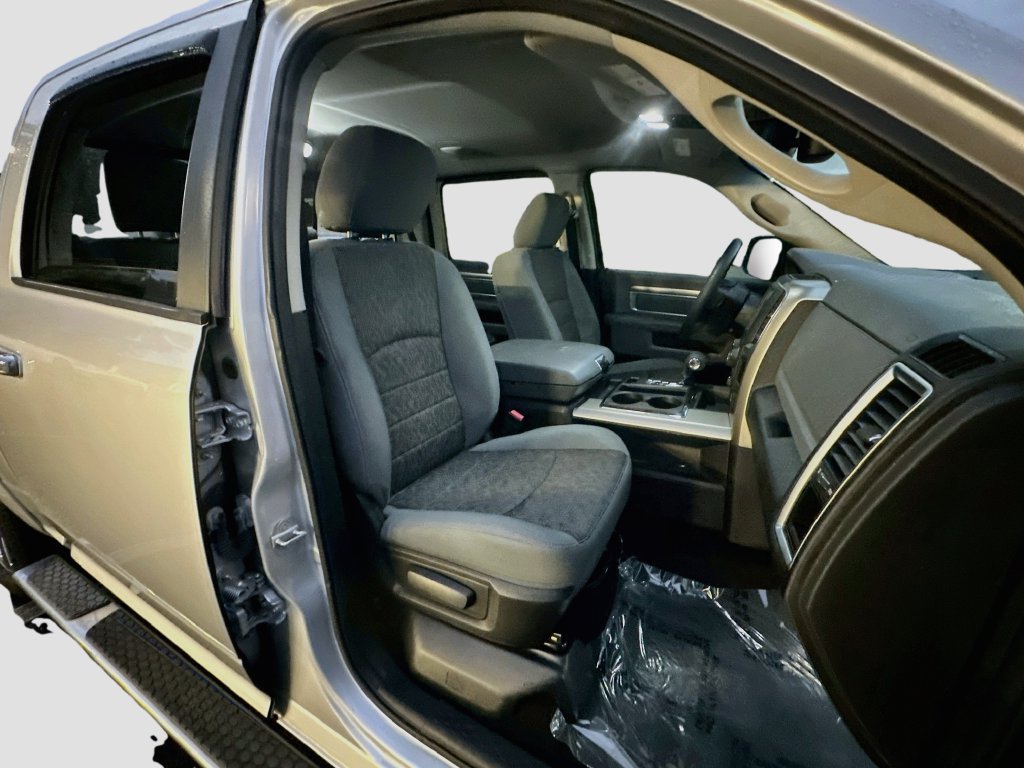 Used 2013 RAM 1500 Lone Star RWD image 27