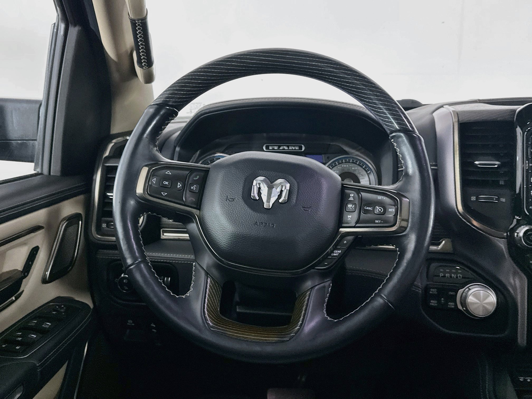 Used 2019 RAM 1500 Limited AWD/4WD image 18