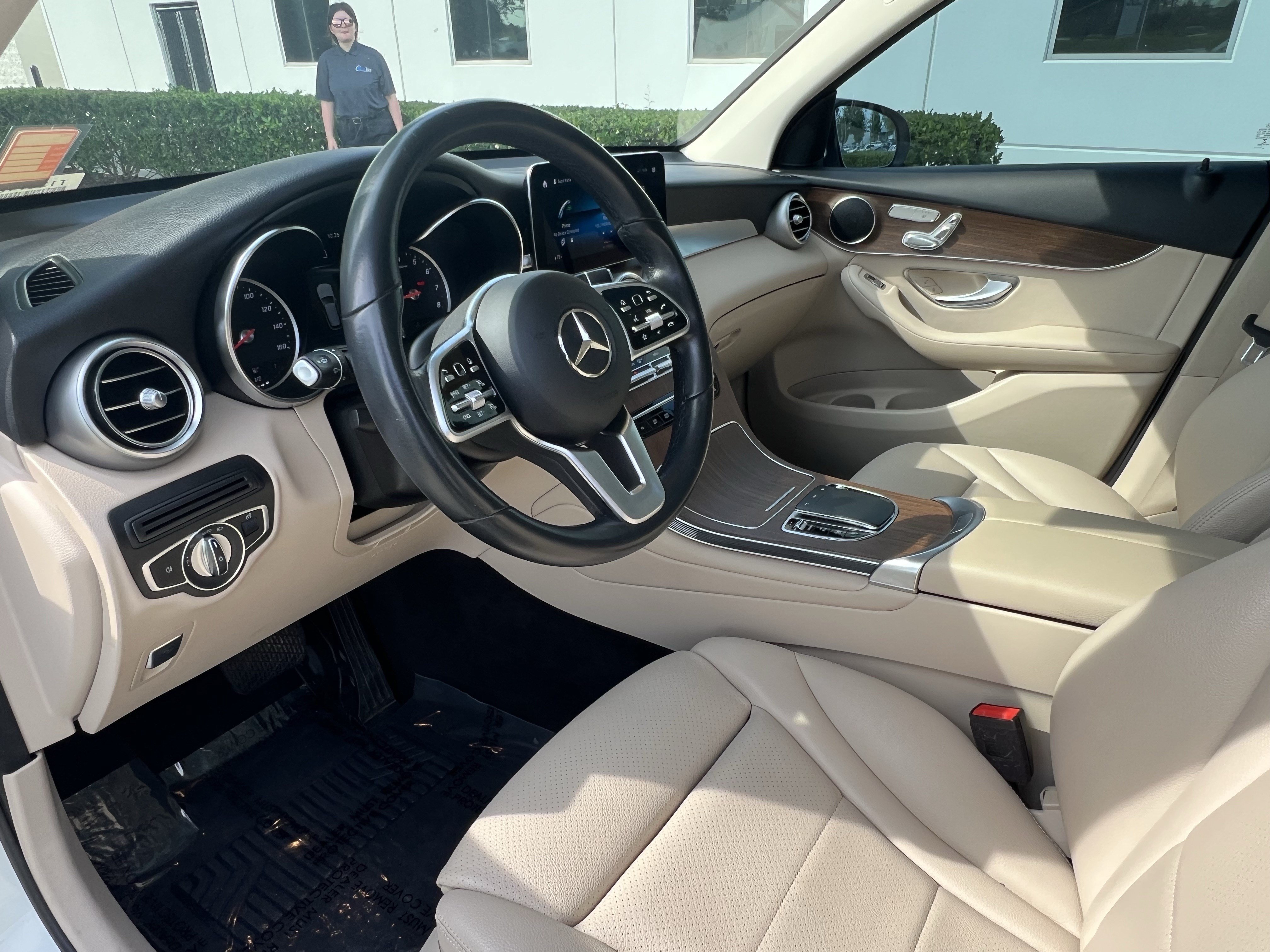 Certified 2021 Mercedes-Benz GLC 300 4MATIC image 17