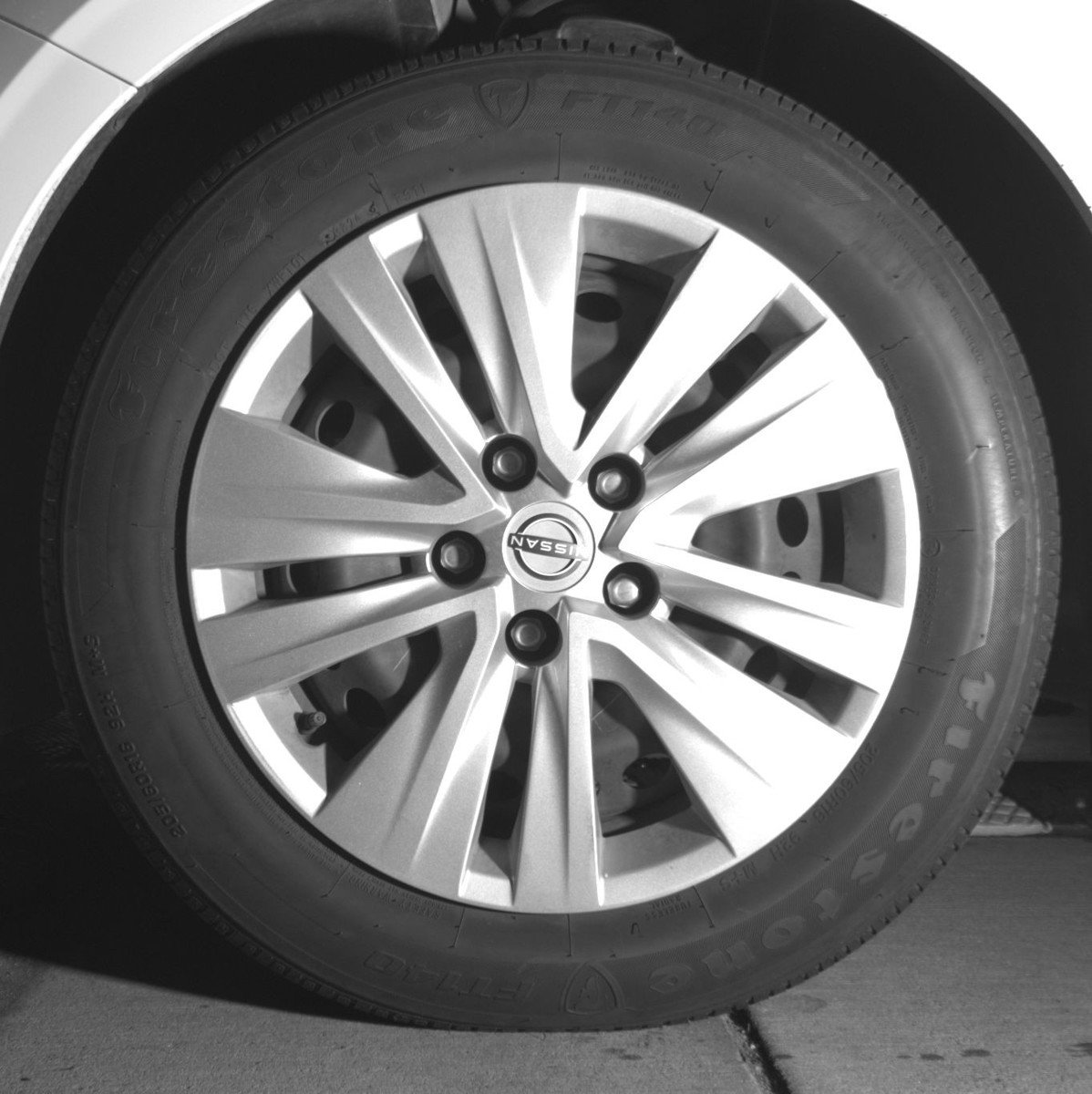 Used 2025 Nissan Sentra S image 12