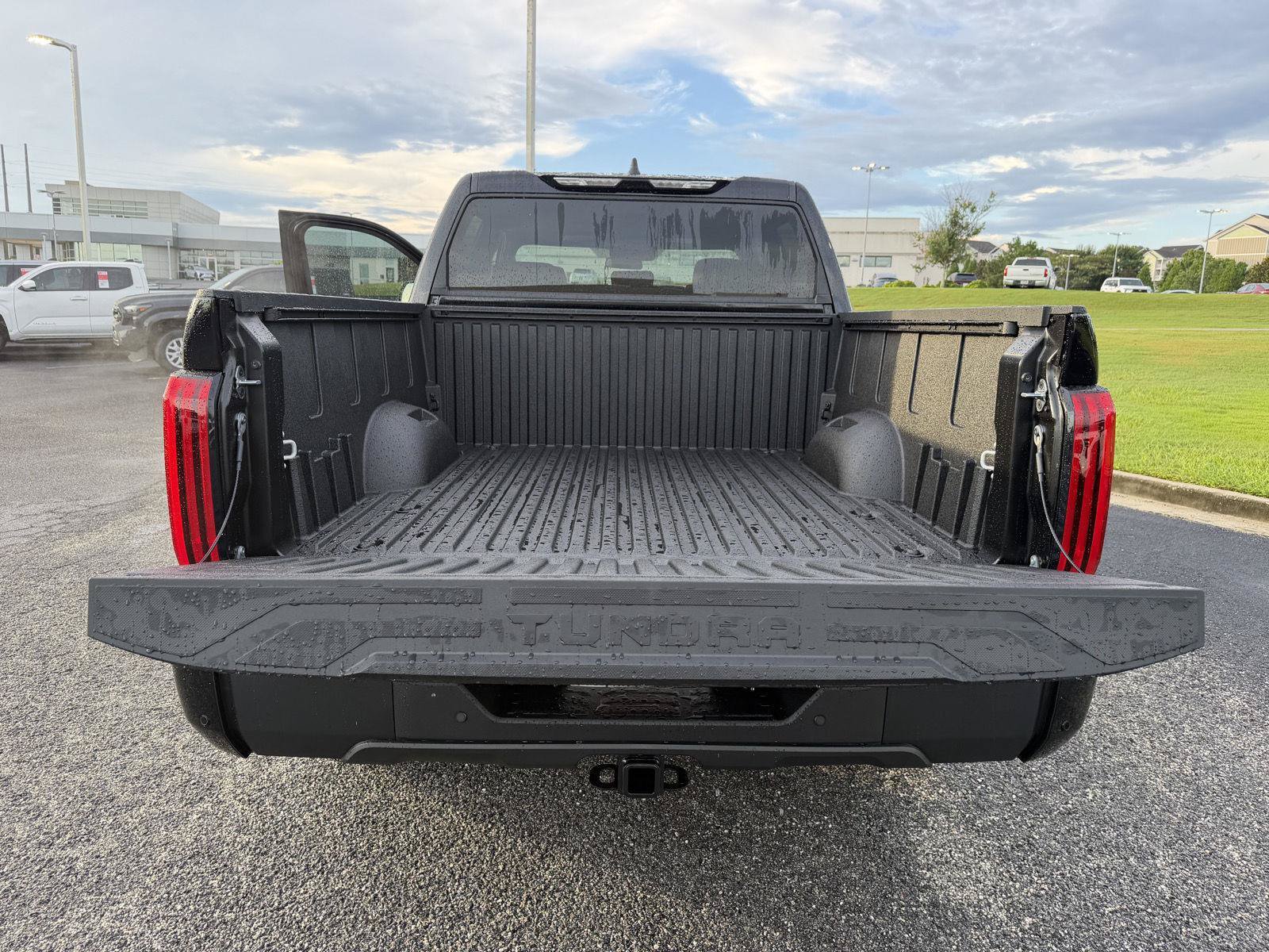 New 2026 Toyota Tundra SR5 AWD/4WD image 32