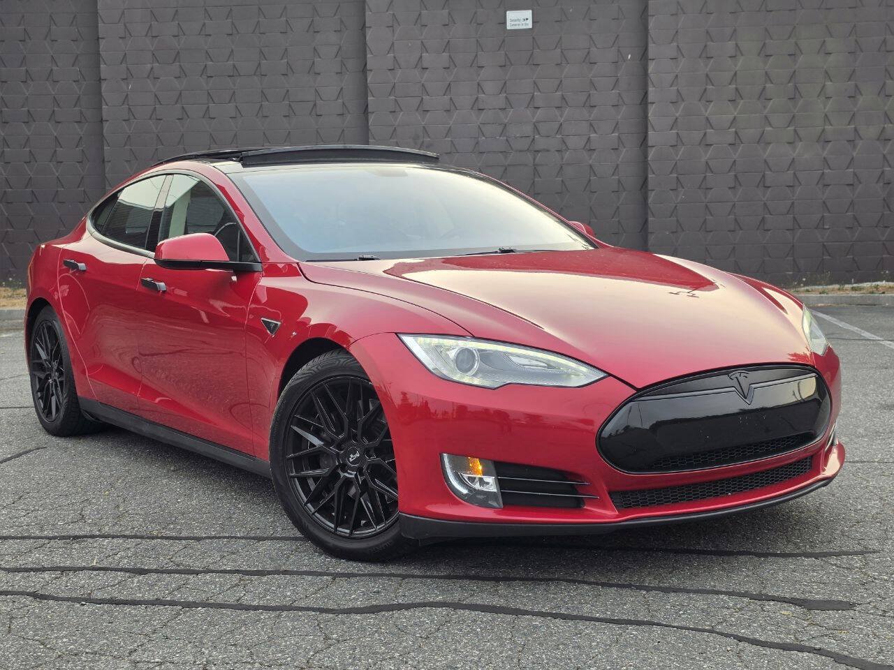 Used 2013 Tesla Model S RWD image 3