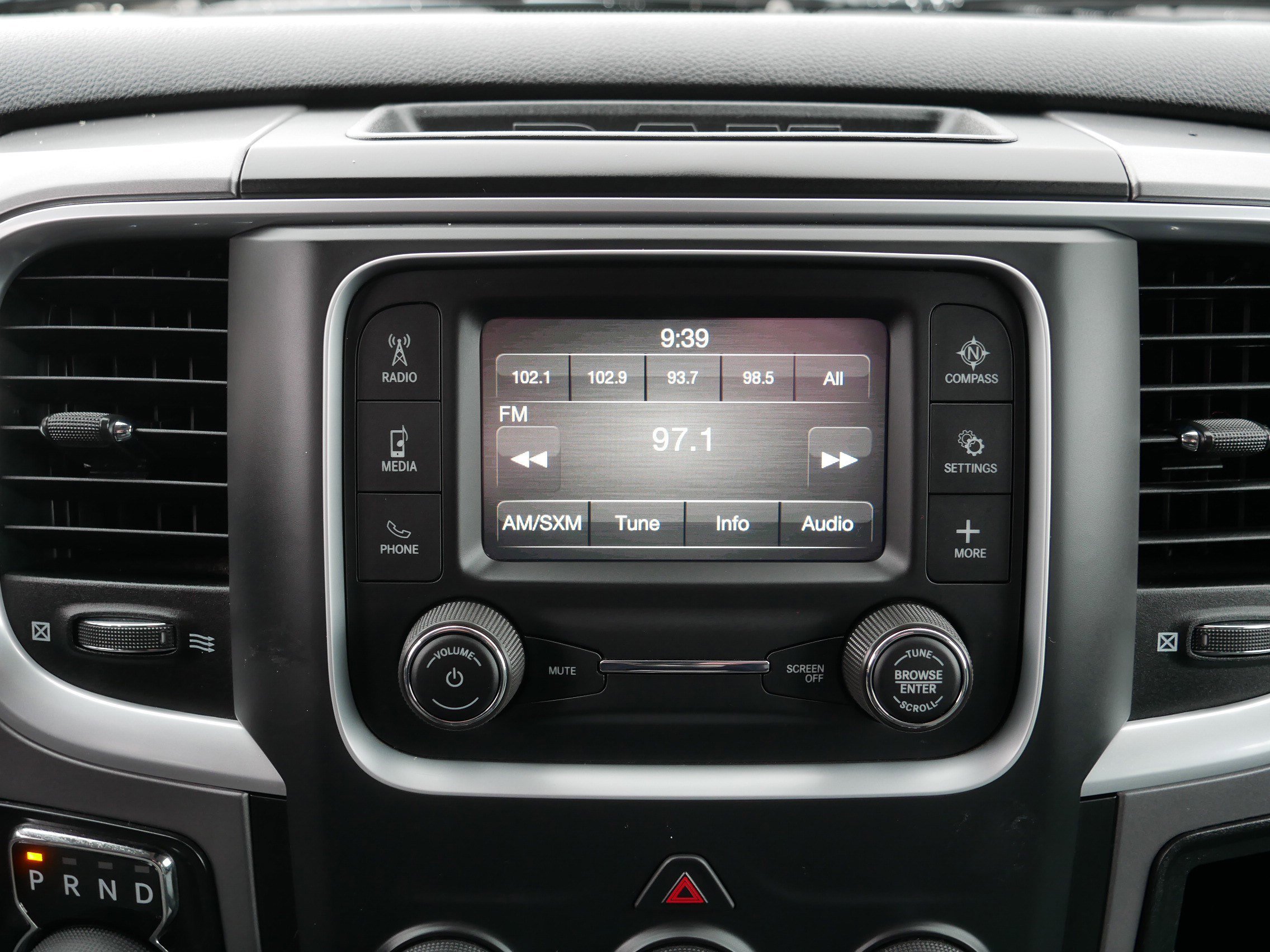 Certified 2024 RAM 1500 Classic SLT image 22