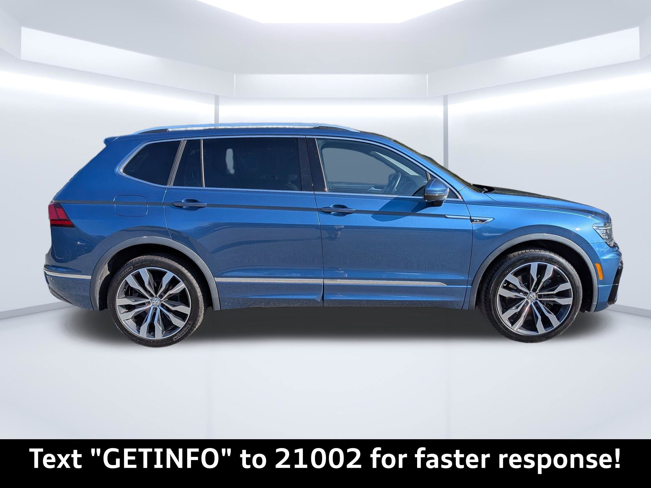 Used 2020 Volkswagen Tiguan SEL Premium R-Line w/ 3rd Row Seat Package image 2