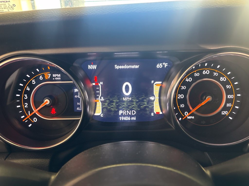 Used 2022 Jeep Wrangler Unlimited Sport AWD/4WD image 4