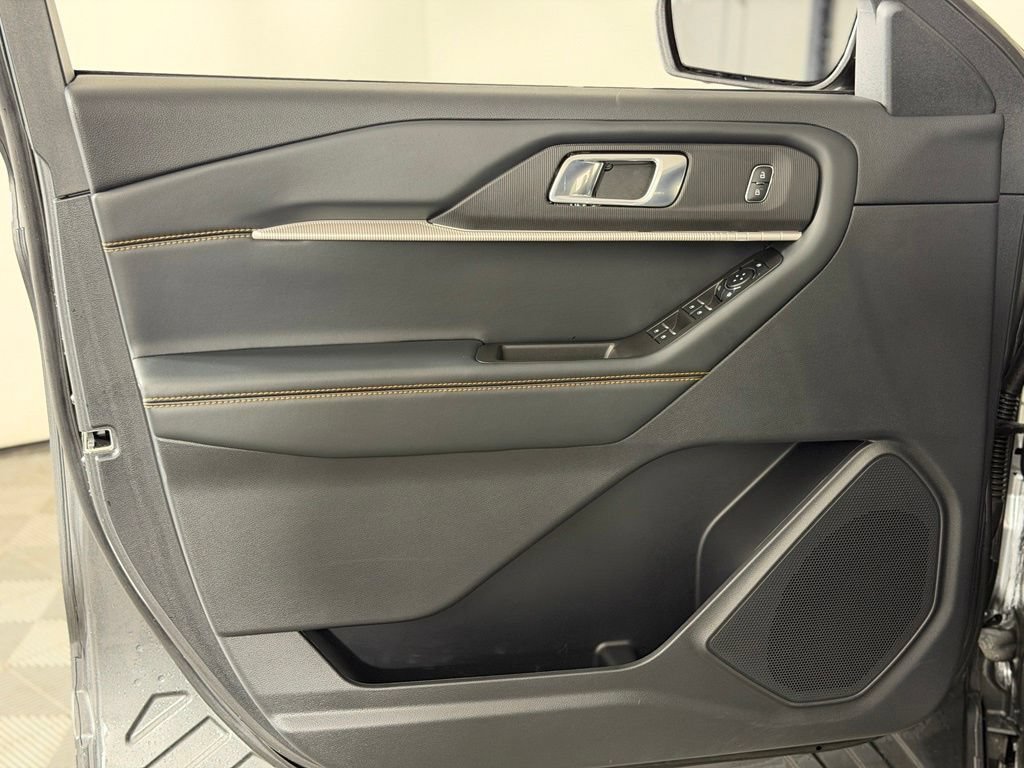 Used 2026 Ford Explorer Tremor AWD/4WD image 39