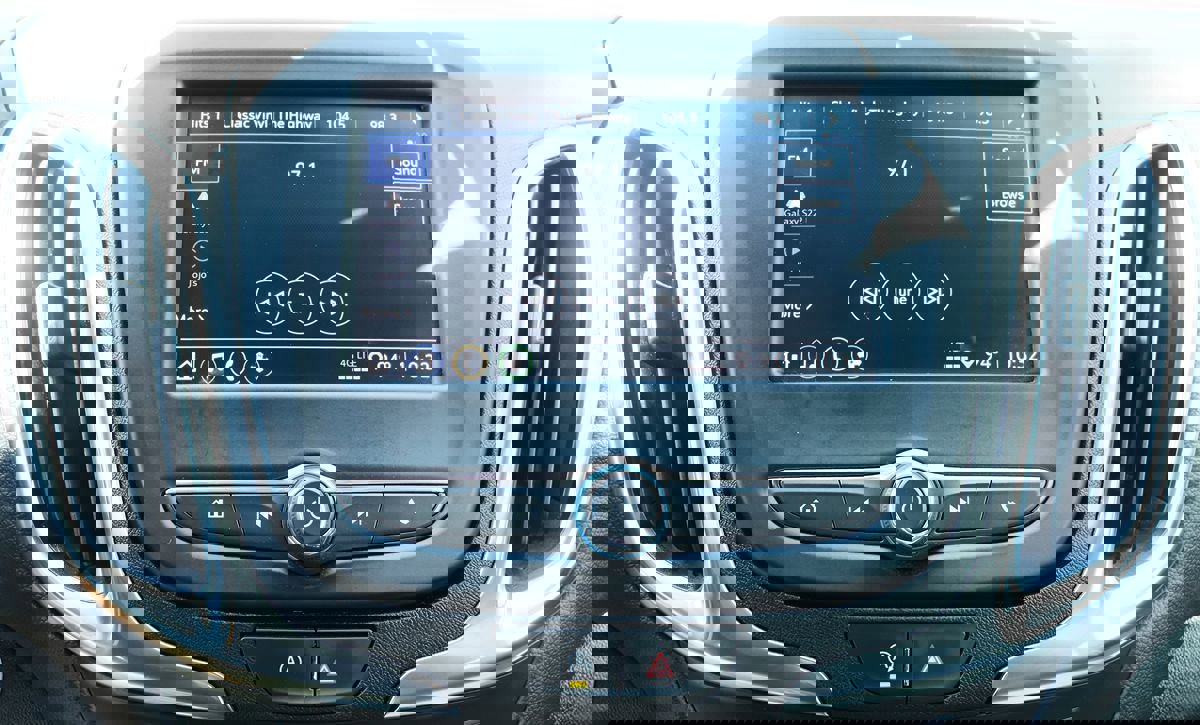 Used 2024 Chevrolet Equinox LT image 48