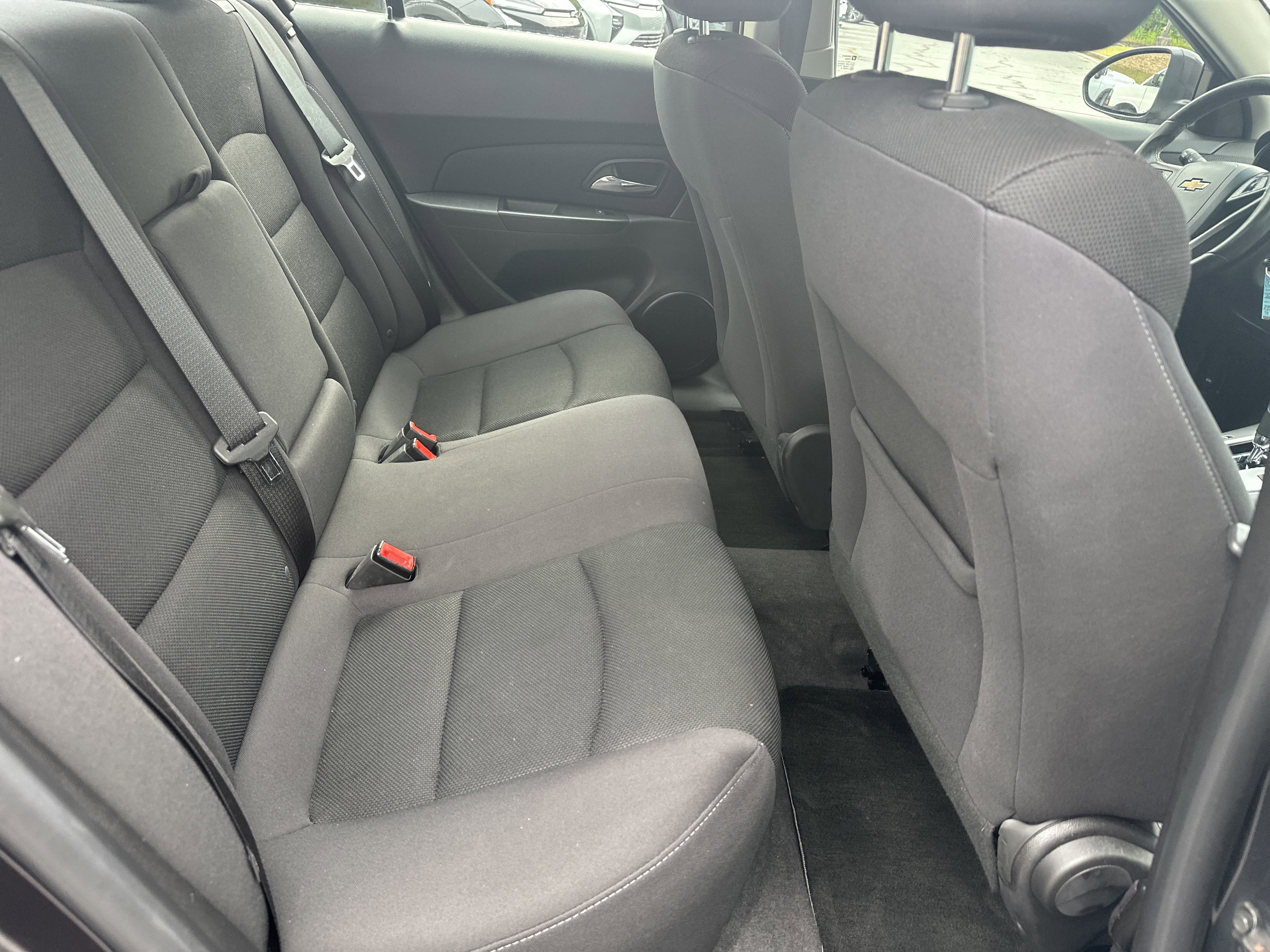 Used 2014 Chevrolet Cruze LT FWD image 16