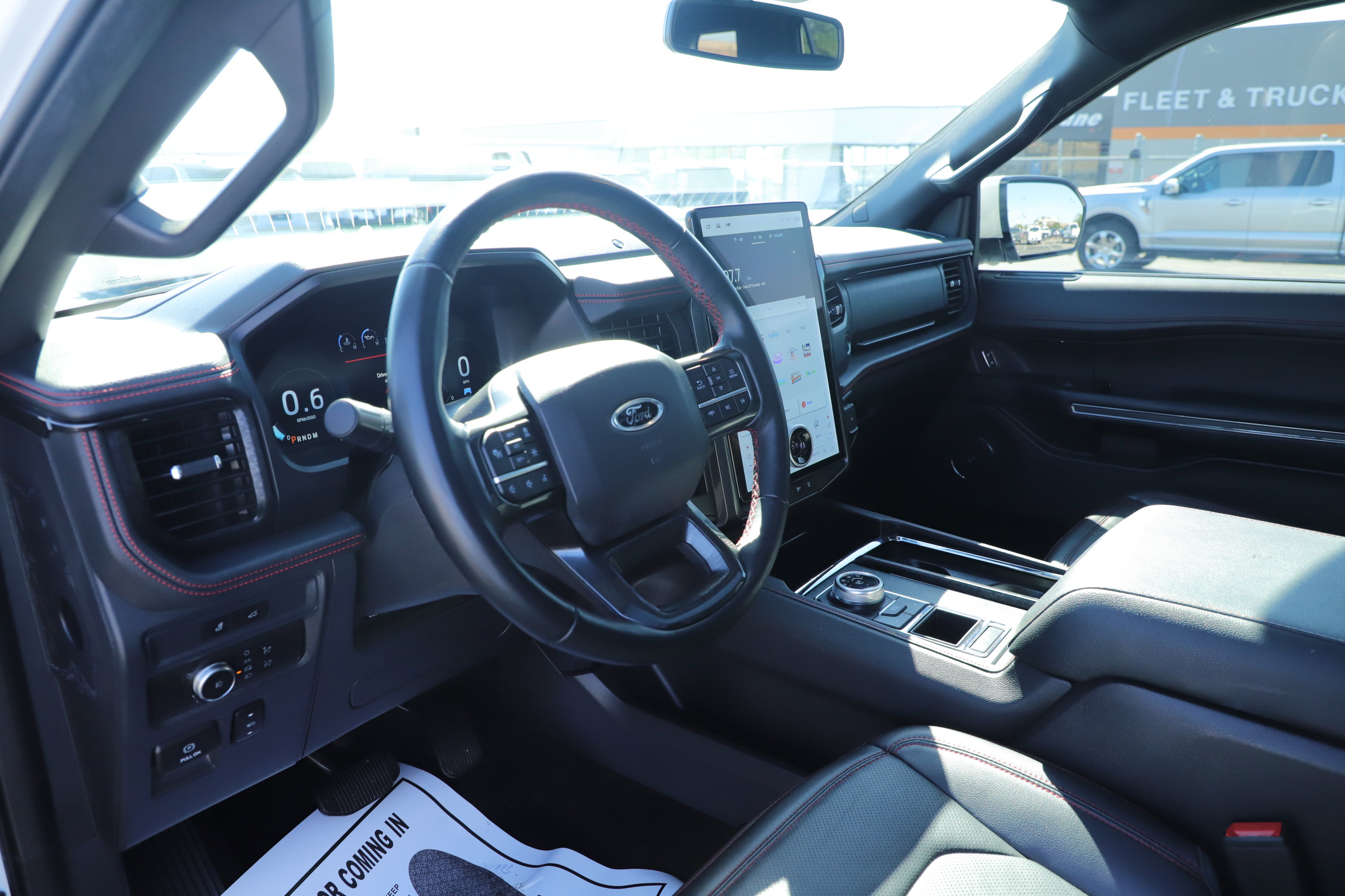 Used 2022 Ford Expedition Limited image 26