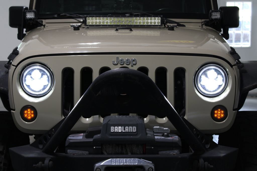 Used 2018 Jeep Wrangler Unlimited Sport S AWD/4WD image 43