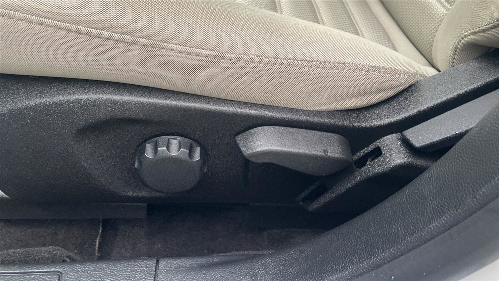 Used 2019 Ford Fusion S image 19