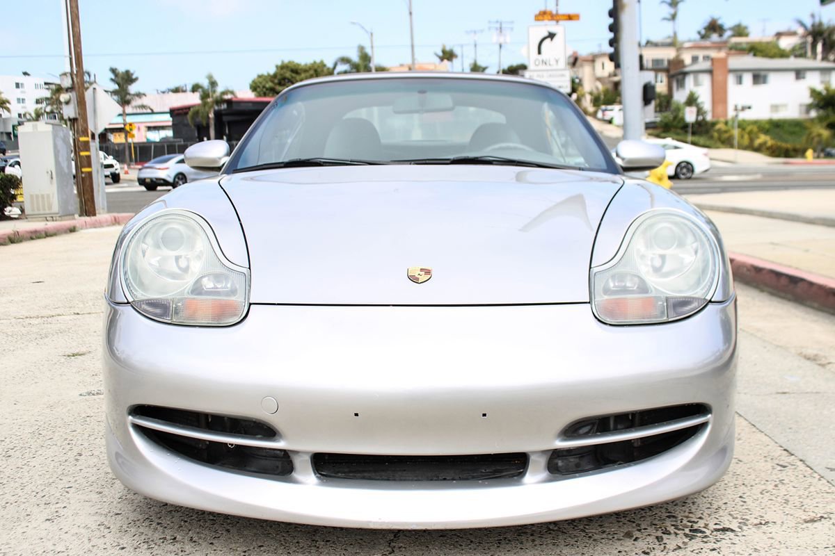 Used 2000 Porsche 911 Carrera 4 AWD/4WD image 38