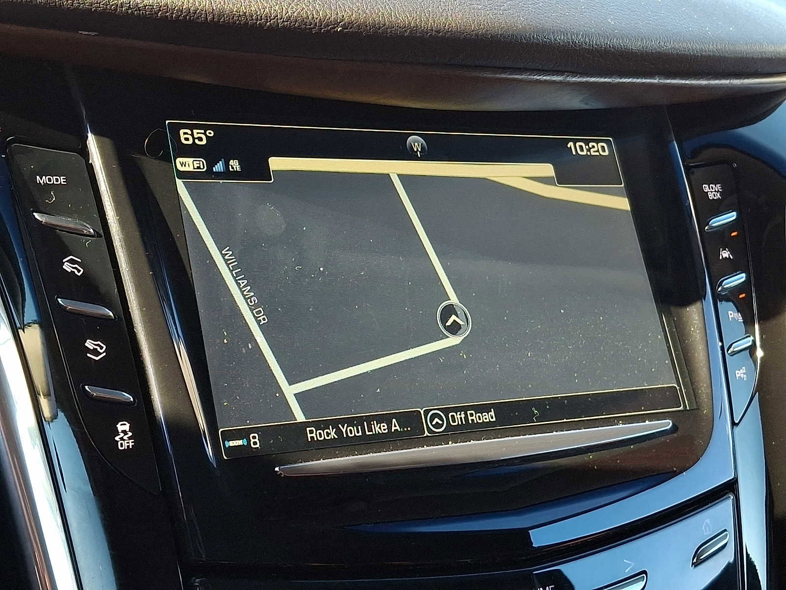 Used 2017 Cadillac Escalade Premium Luxury image 17