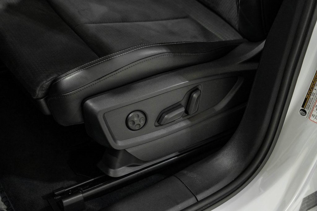 Used 2022 Audi SQ5 Premium Plus w/ Premium Plus Package image 29