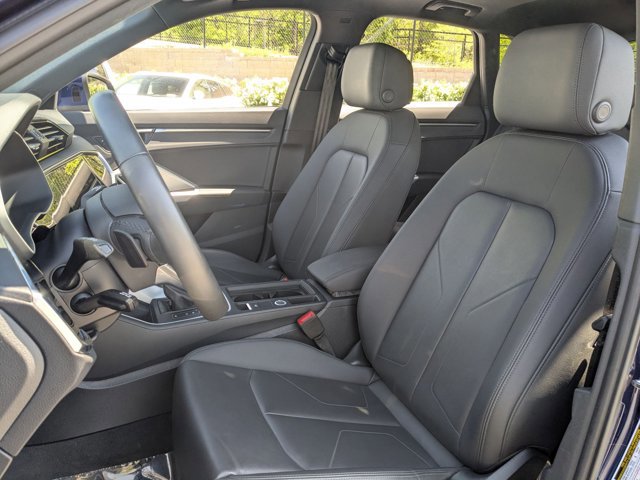 Used 2025 Audi Q3 2.0T Premium AWD/4WD image 16