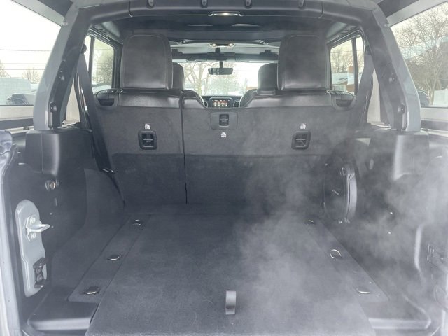 Used 2022 Jeep Wrangler Unlimited Sahara image 12