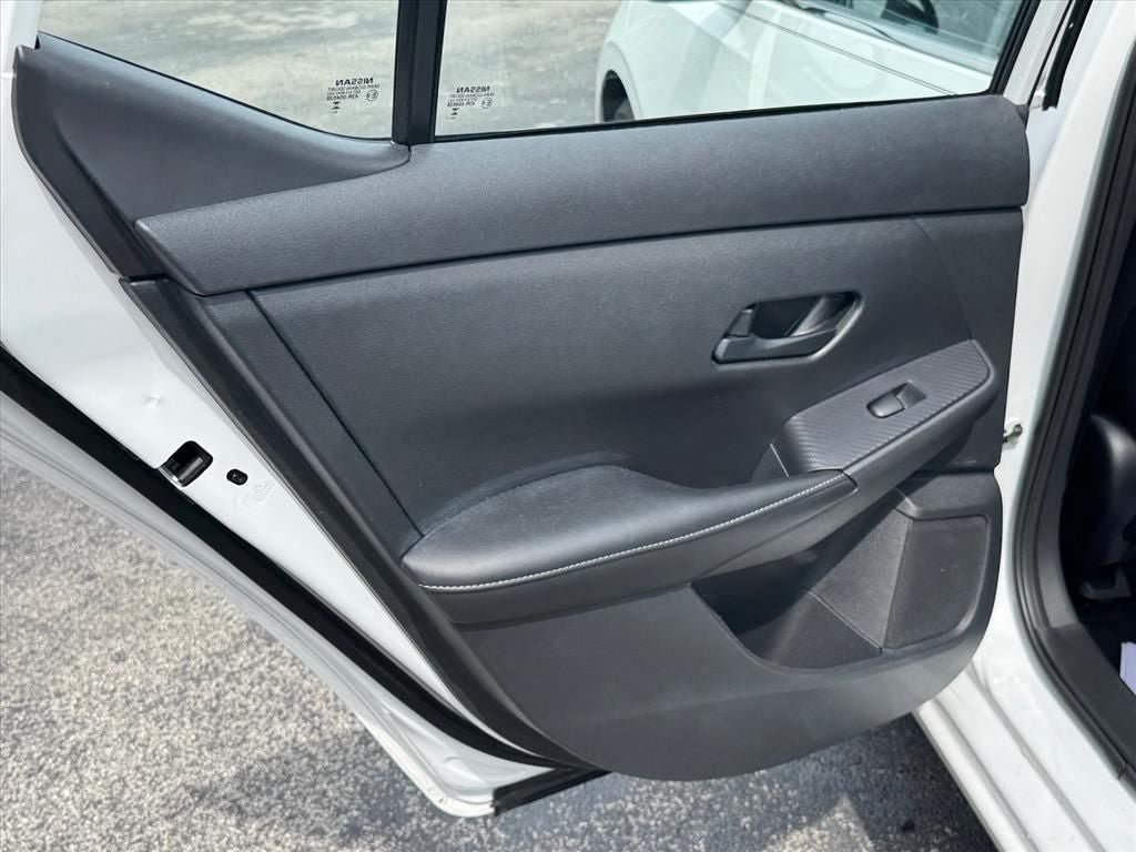 Used 2024 Nissan Sentra S FWD image 16