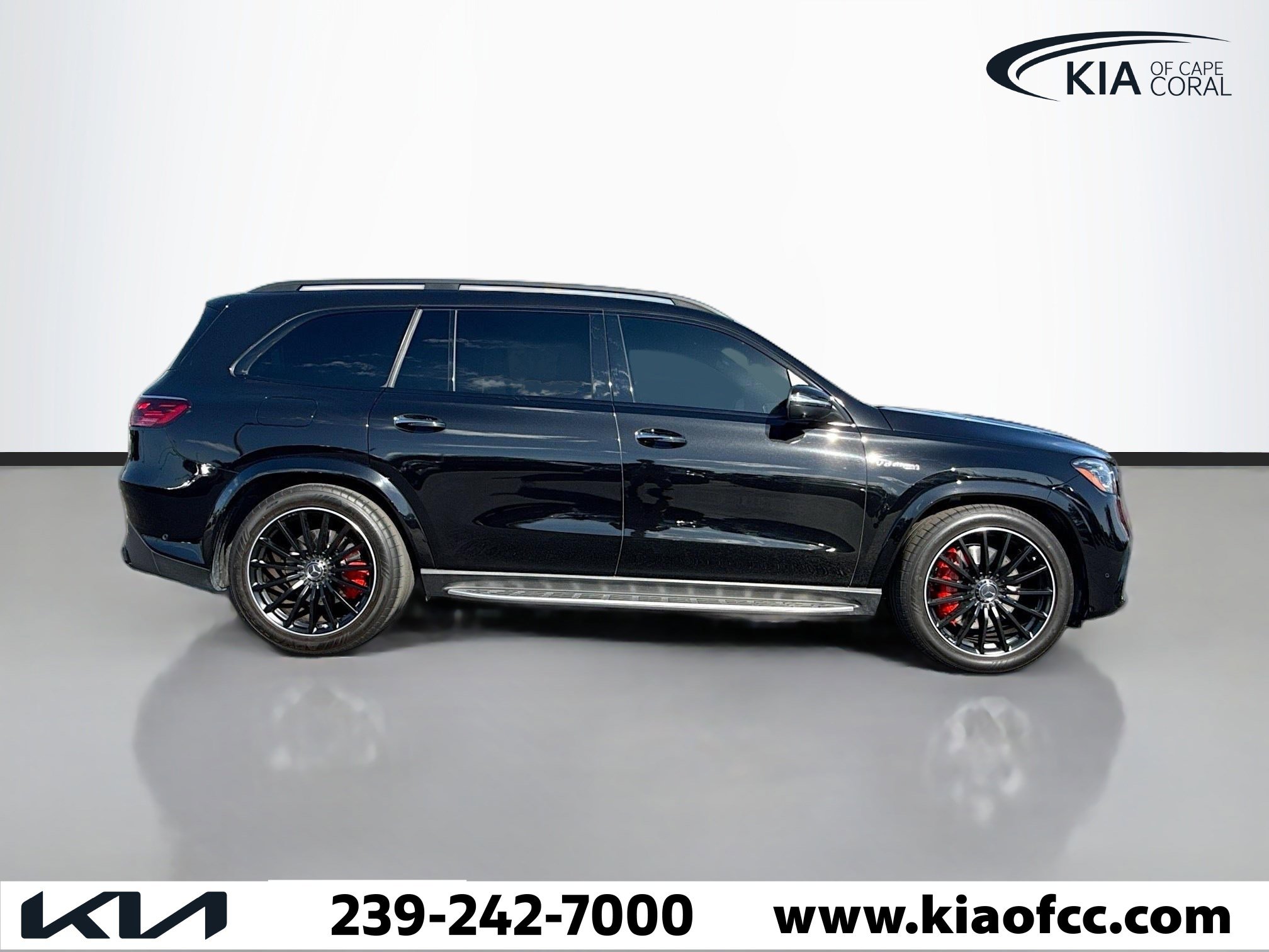 Used 2025 Mercedes-Benz GLS 63 AMG 4MATIC image 7