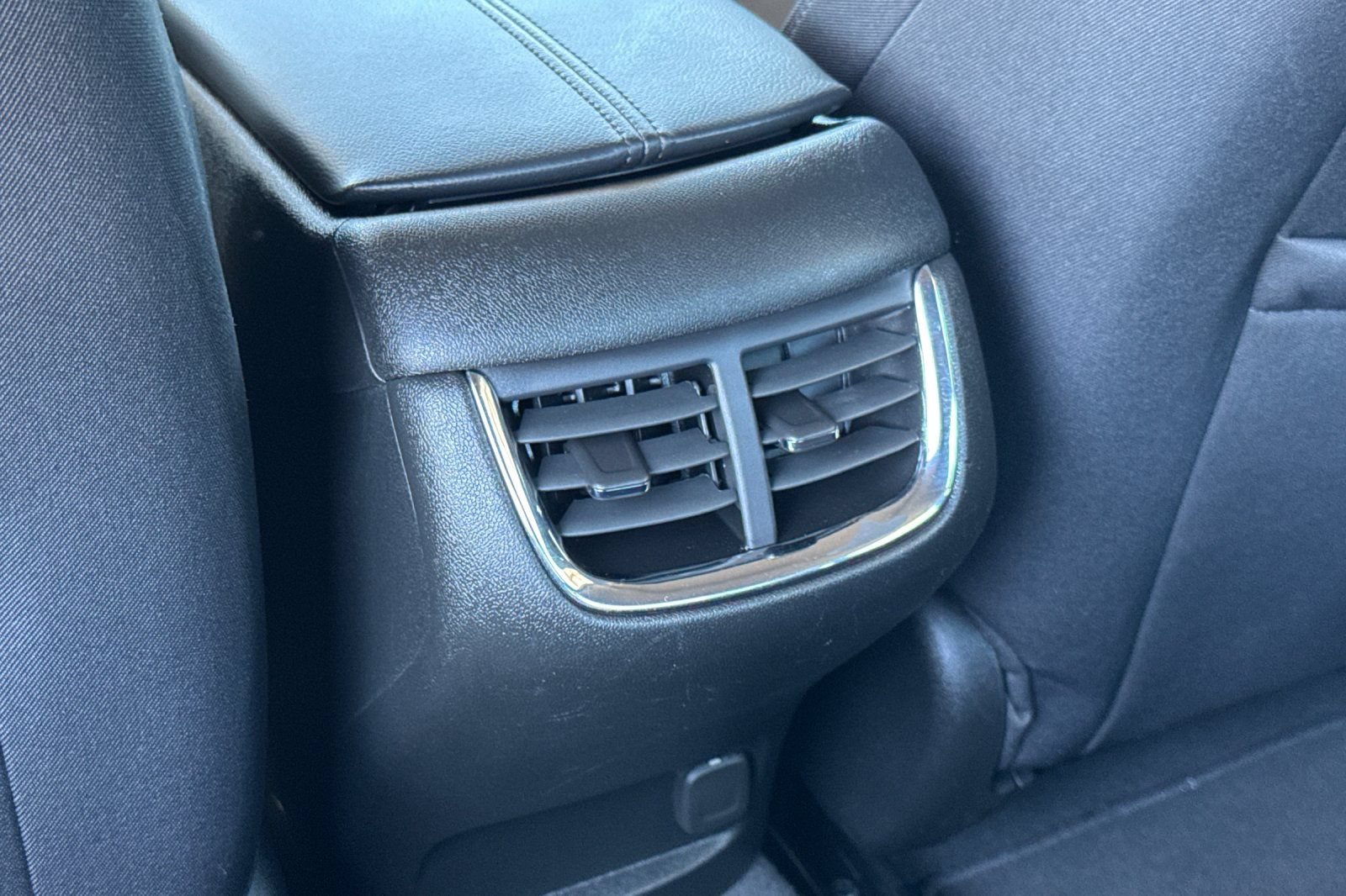Used 2023 Chevrolet Malibu LT FWD image 20