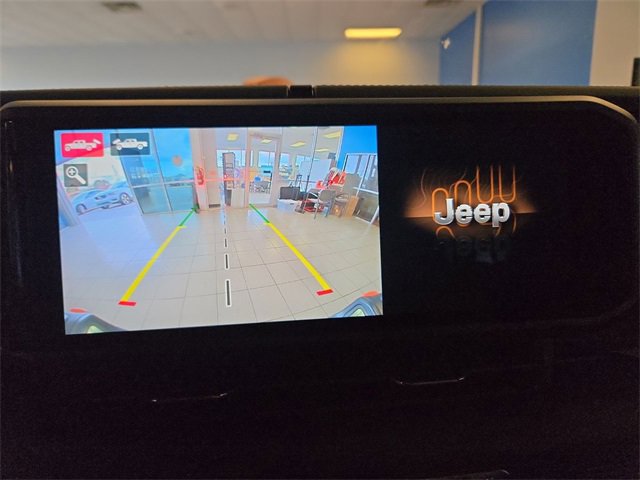 Used 2024 Jeep Gladiator Mojave image 17