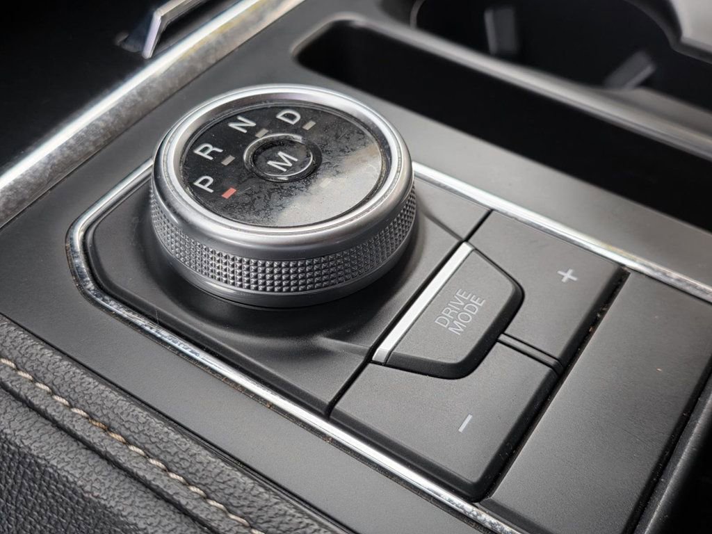 Used 2024 Ford Expedition Max XLT image 27