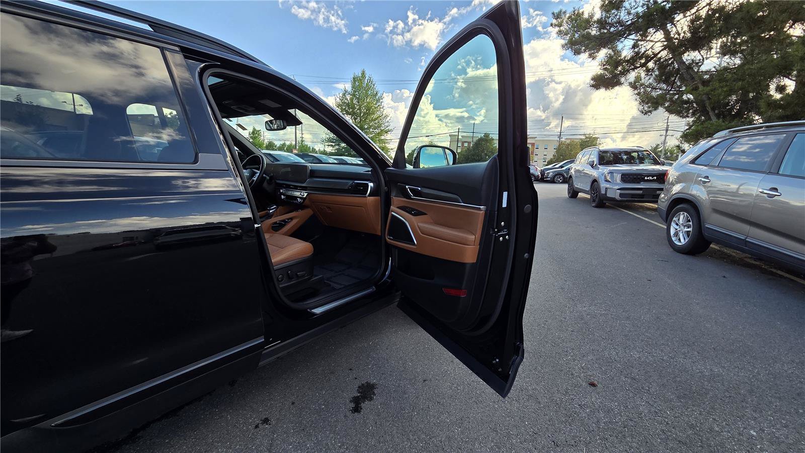 Certified 2024 Kia Telluride SX X-Line AWD/4WD image 32