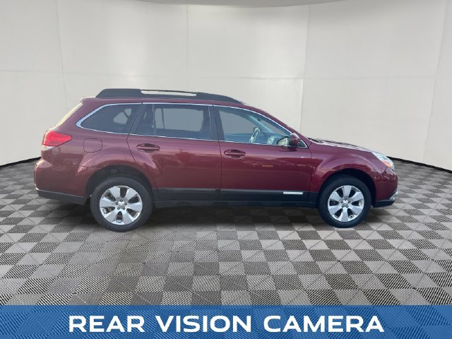 Used 2011 Subaru Outback 2.5i Premium AWD/4WD image 7