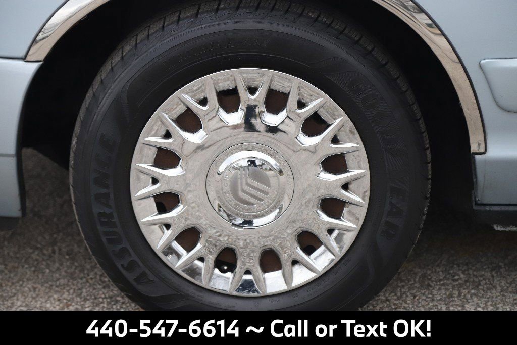 Used 2004 Mercury Grand Marquis GS image 37