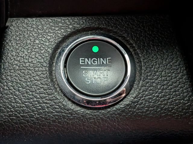 Used 2016 Ford F150 Lariat w/ Equipment Group 502A Luxury AWD/4WD image 24