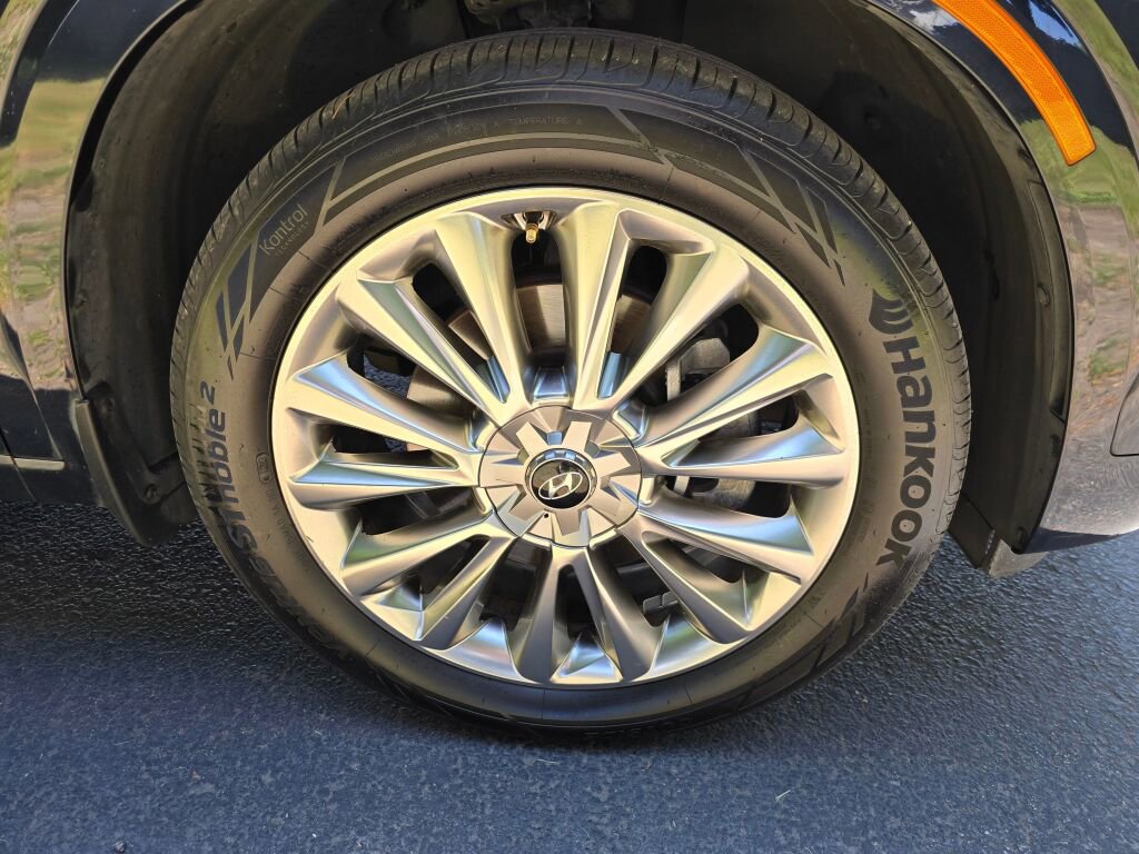 Used 2020 Hyundai Palisade Limited image 11