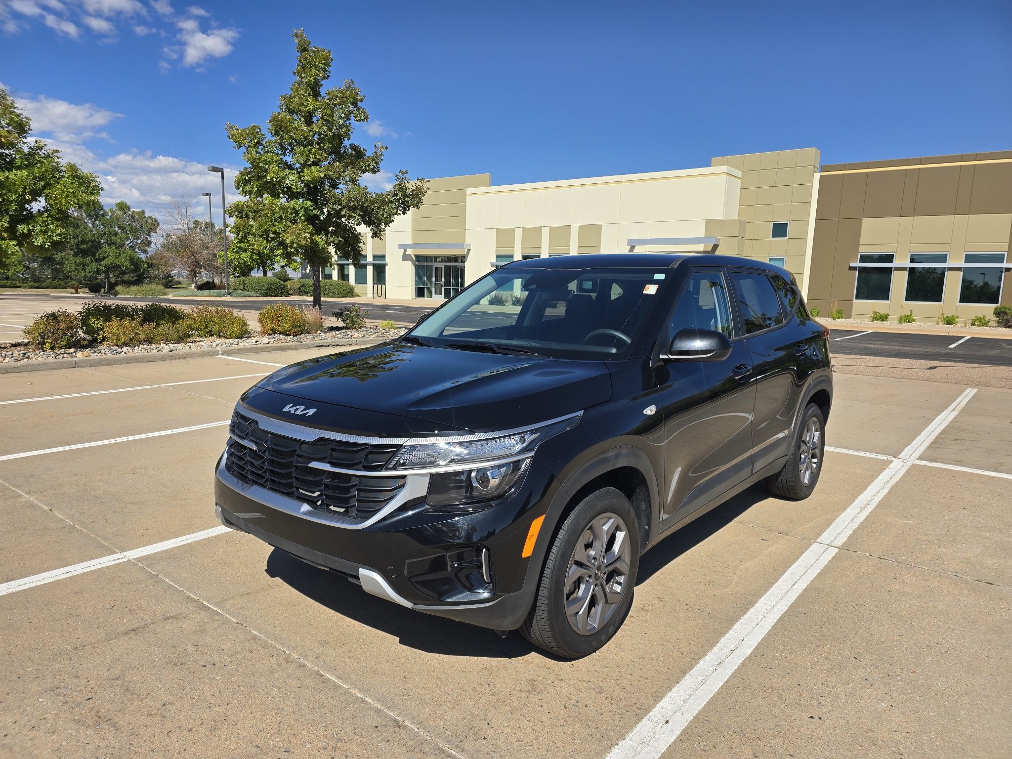Used 2024 Kia Seltos LX