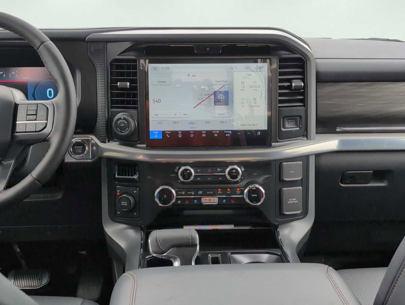 New 2025 Ford F150 Lariat w/ Equipment Group 502A High image 11