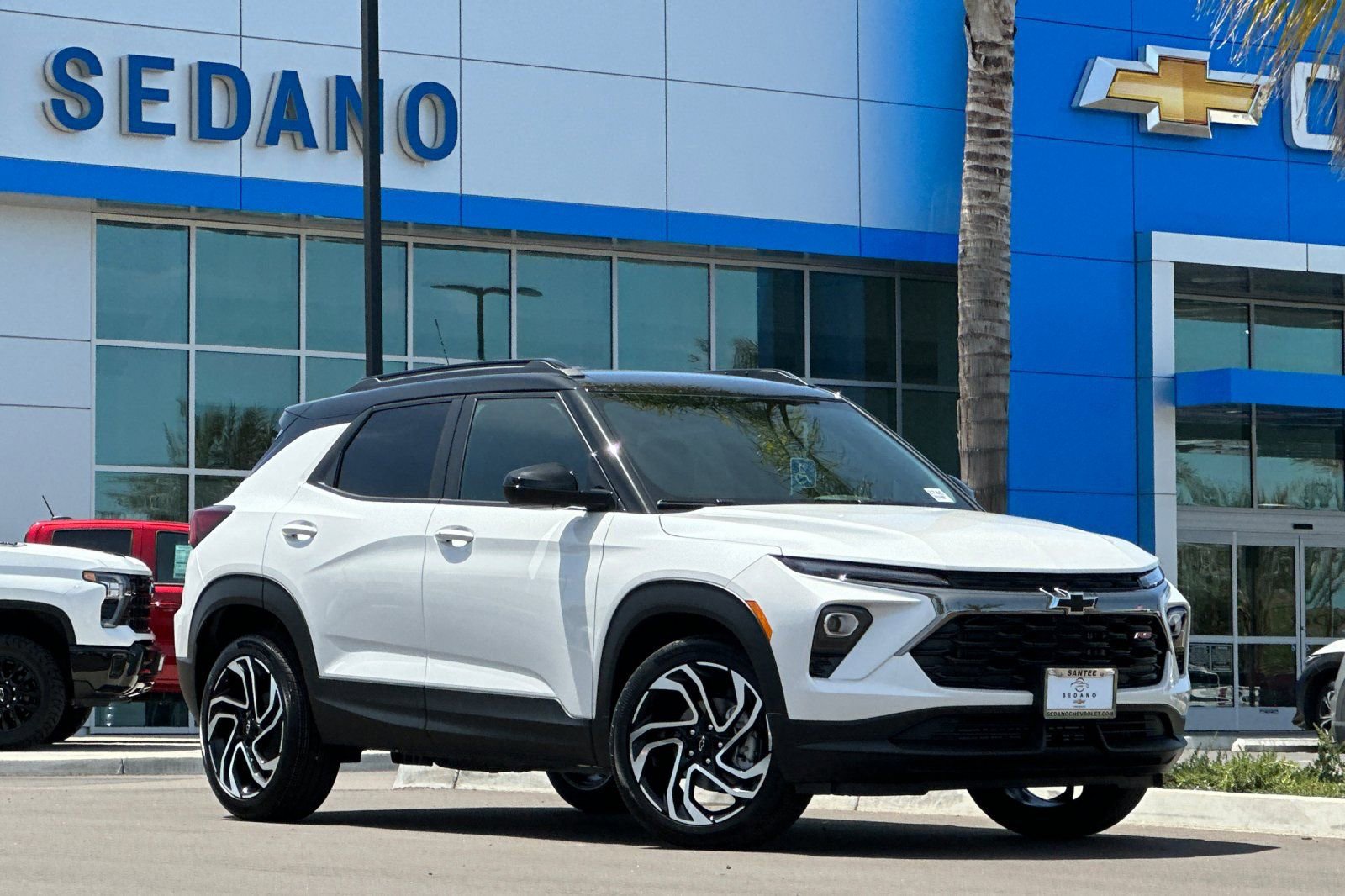 New 2026 Chevrolet TrailBlazer RS FWD image 2