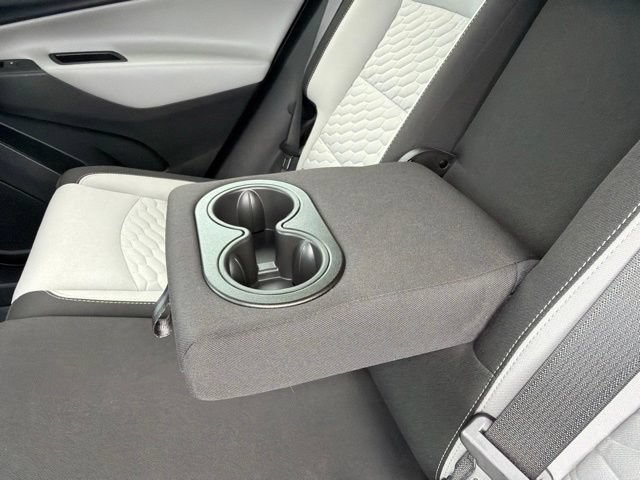 Used 2021 Chevrolet Equinox LS w/ LS Convenience Package AWD/4WD image 36
