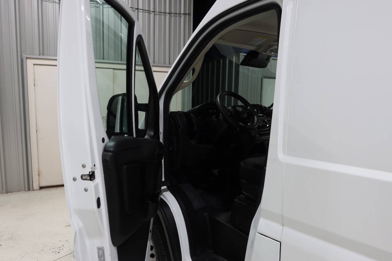 Used 2024 RAM ProMaster 2500 w/ Convenience Group FWD image 20