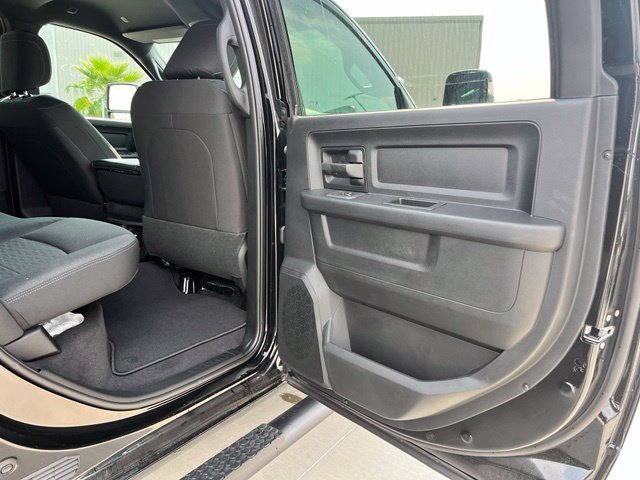 New 2027 RAM 3500 Tradesman AWD/4WD image 19