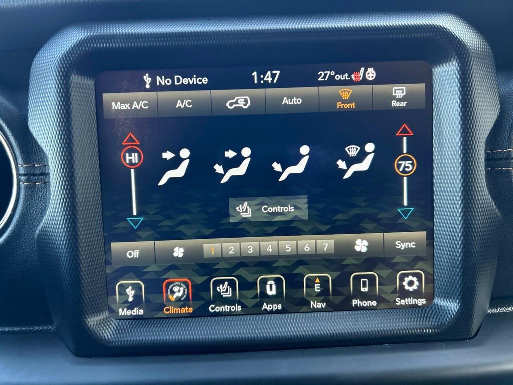 Used 2021 Jeep Wrangler Unlimited Sahara image 33