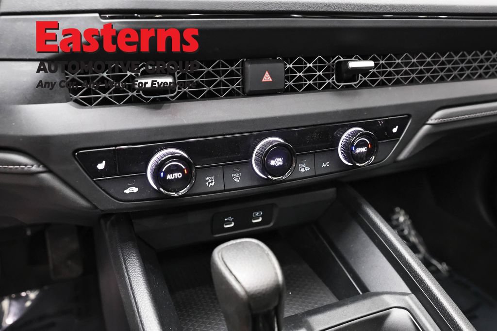 Used 2025 Honda Accord SE image 19