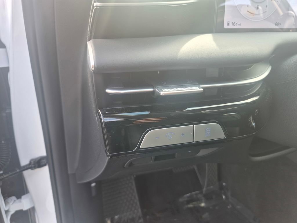 Used 2026 Genesis G80 2.5T image 11