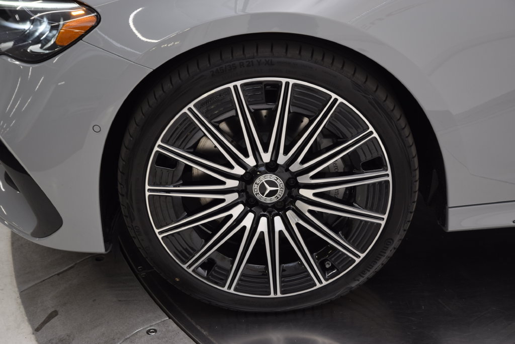 New 2027 Mercedes-Benz E 450 4MATIC Sedan image 12